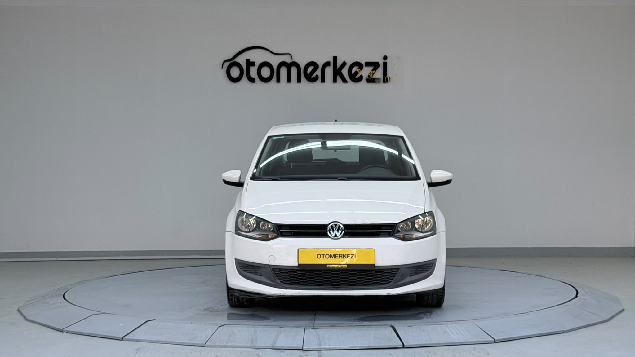 VOLKSWAGEN POLO 14